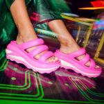crocs_fe1b8e49-8a3a-4846-ab15-27168abe88e7