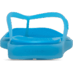 crocs_3c0cab13-e418-46fe-aafd-fb423c739ed2