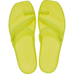 crocs_e67b496a-28fa-4523-9508-d80c888cac45