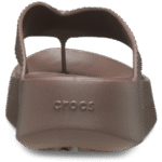 crocs_ed6ce0c8-7f03-4801-9653-bb8efca5db77